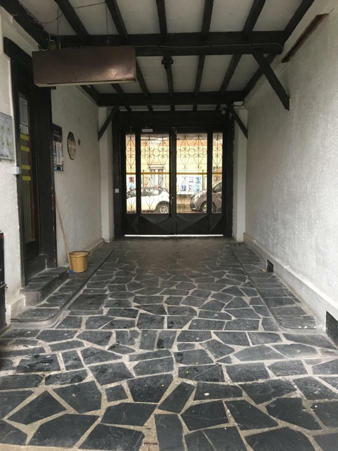 Hotel De Strasbourg Aulnay-sous-Bois Buitenkant foto