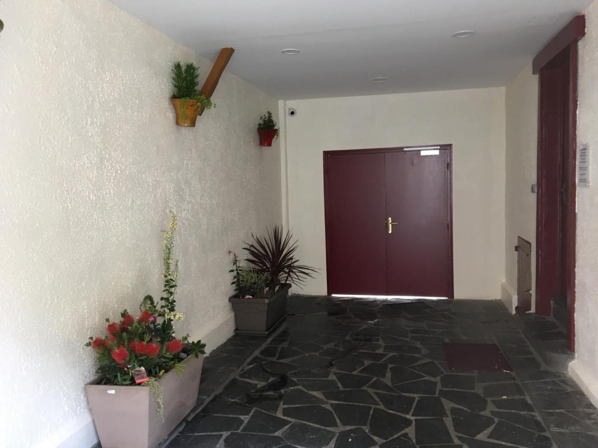 Hotel De Strasbourg Aulnay-sous-Bois Buitenkant foto